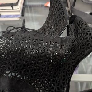 Zara Basic Black Geometric Lace-Up Shoes